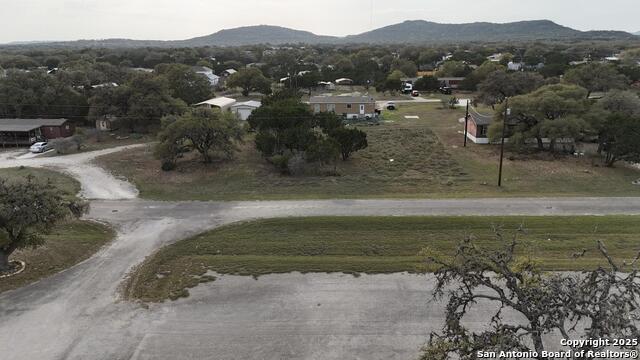Listing photo id 13 for 125 Private Road 1517