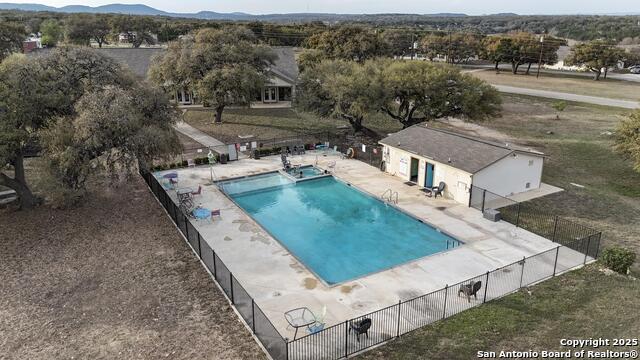 Listing photo id 21 for 125 Private Road 1517