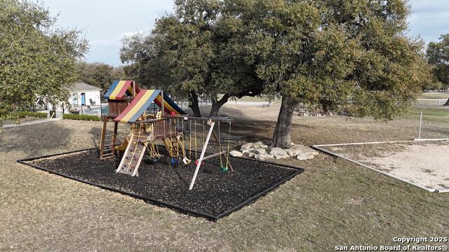 Listing photo id 22 for 125 Private Road 1517