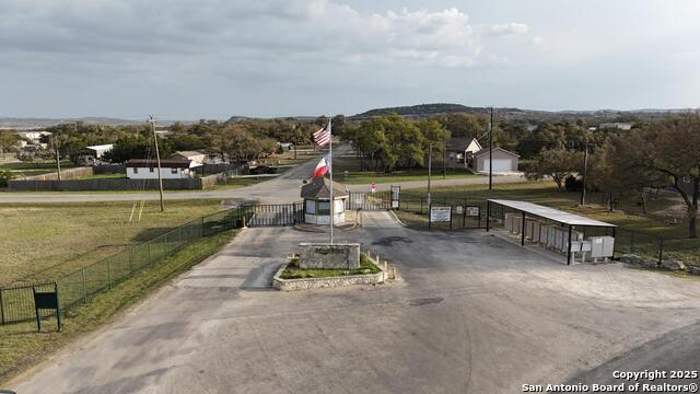 Listing photo id 33 for 125 Private Road 1517
