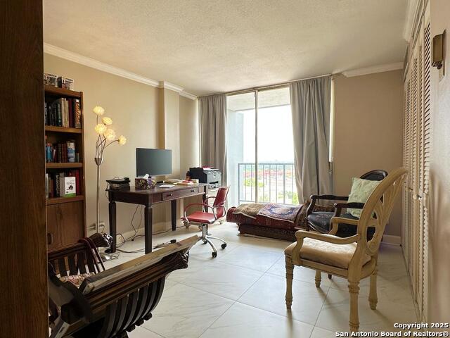 Image 11 of 37 For 7039 San Pedro Ave  601