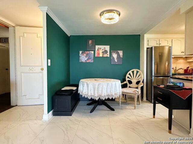 Image 5 of 37 For 7039 San Pedro Ave  601