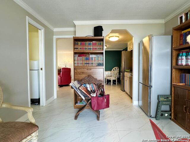Image 9 of 37 For 7039 San Pedro Ave  601
