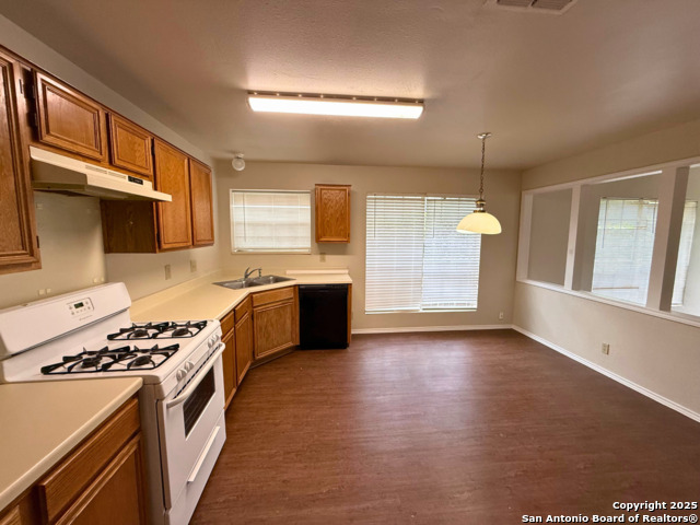 Image 4 of 14 For 1606 Kingsbridge