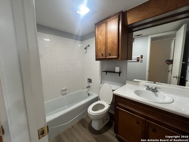 Image 6 of 11 For 14307 Indian Woods