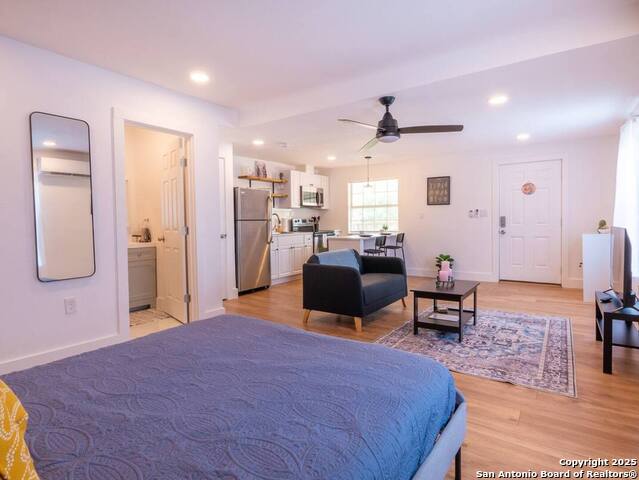Image 10 of 41 For 608 Park S 