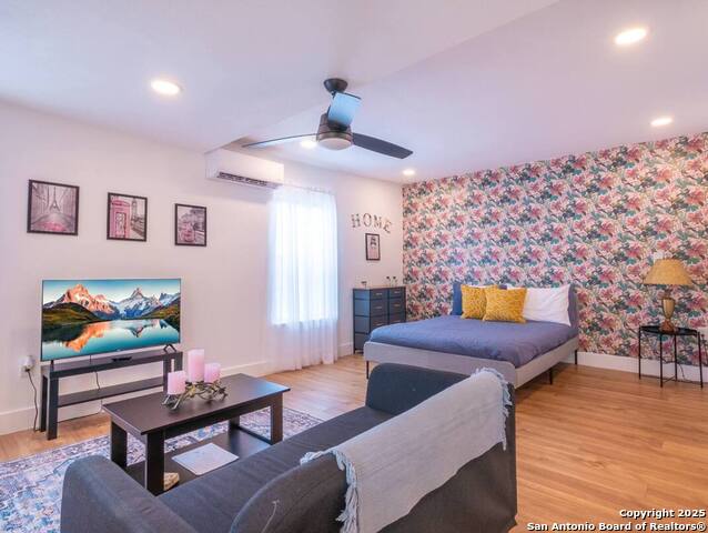 Image 12 of 41 For 608 Park S 