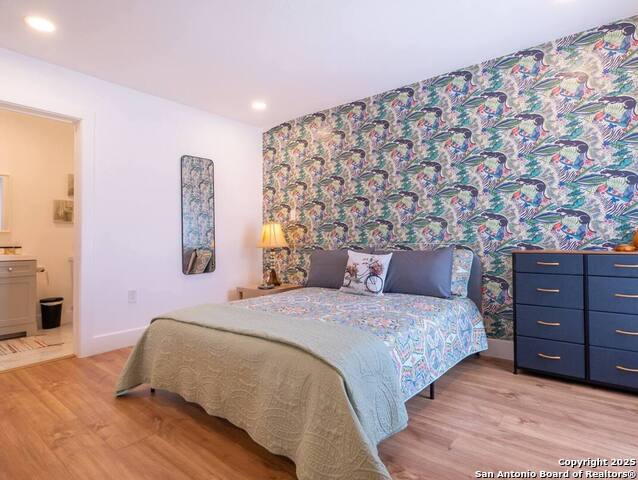 Image 15 of 41 For 608 Park S 