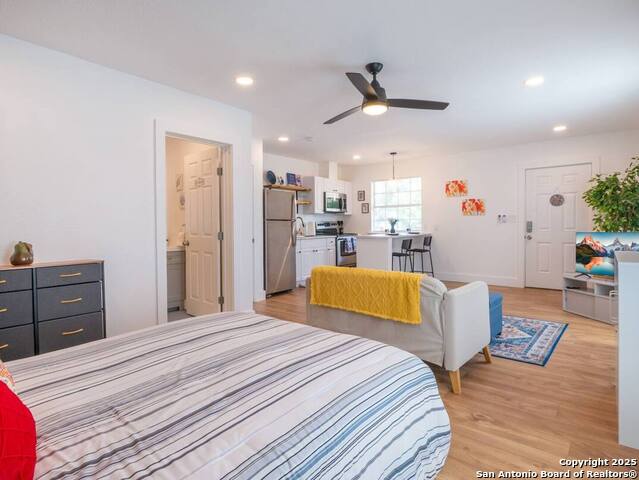 Image 17 of 41 For 608 Park S 