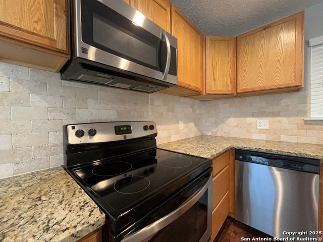 Image 10 of 21 For 344 Mccartney Blvd  F