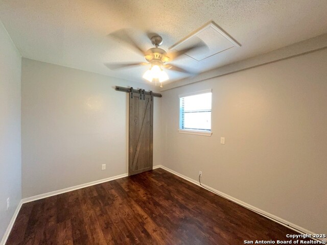 Image 12 of 21 For 344 Mccartney Blvd  F