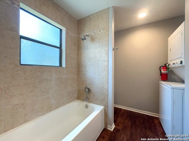 Image 16 of 21 For 344 Mccartney Blvd  F