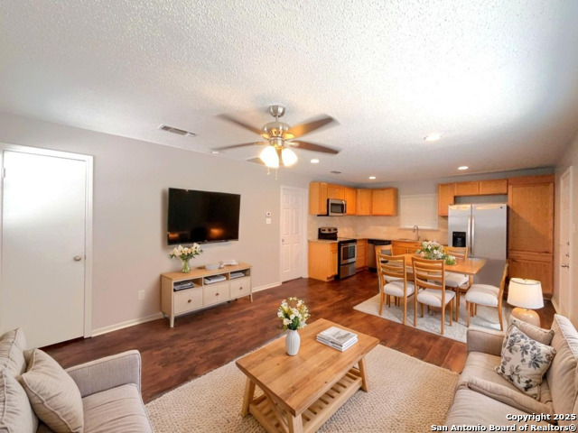 Image 3 of 21 For 344 Mccartney Blvd  F