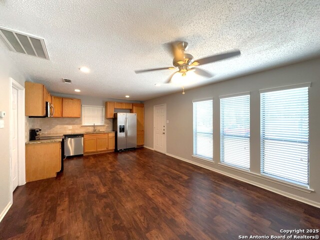 Image 8 of 21 For 344 Mccartney Blvd  F