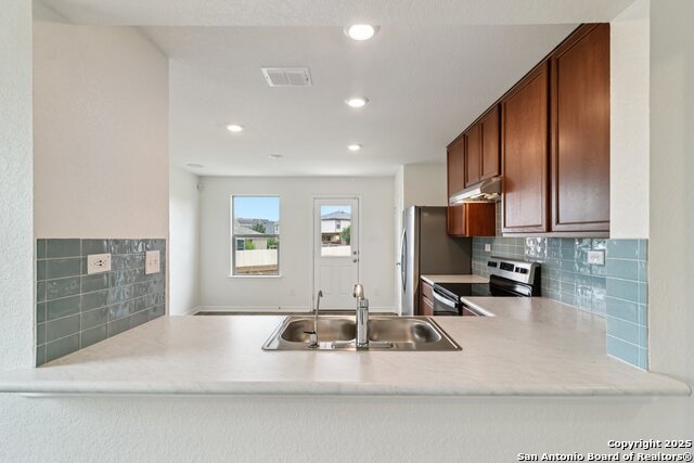 Image 10 of 32 For 10407 Caddo  