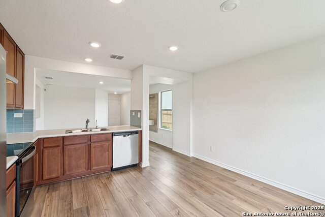 Image 12 of 32 For 10407 Caddo  