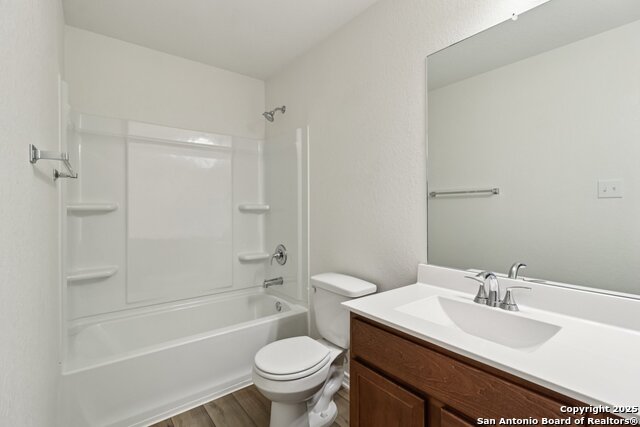 Image 20 of 32 For 10407 Caddo  