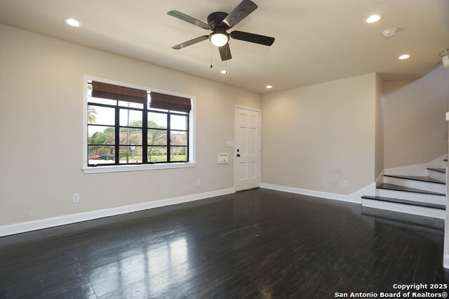 Image 22 of 46 For 1002 Kampmann Blvd.