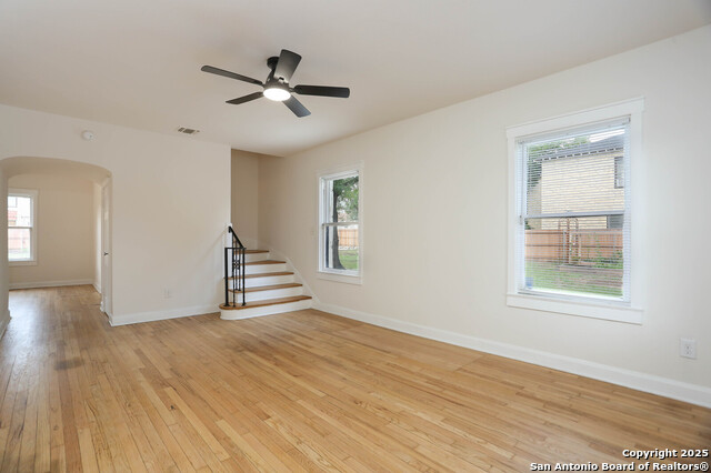 Image 31 of 46 For 1002 Kampmann Blvd.