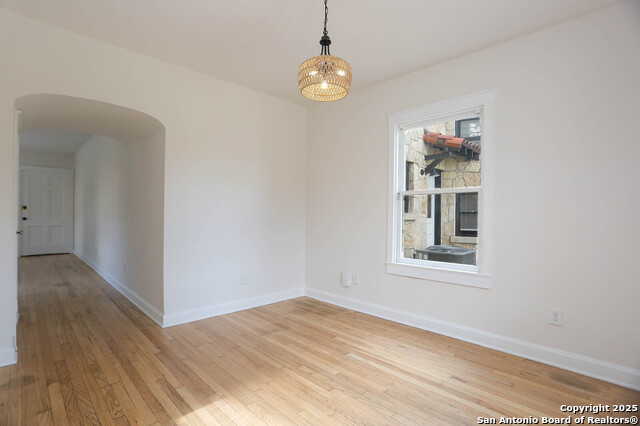 Image 33 of 46 For 1002 Kampmann Blvd.