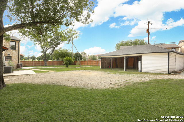 Image 44 of 46 For 1002 Kampmann Blvd.
