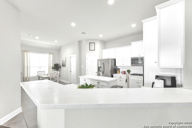 Image 10 of 34 For 955 Vista Serena