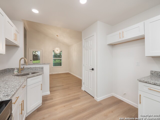 Image 10 of 32 For 9511 Deerbrook