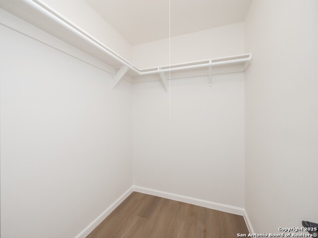 Image 17 of 32 For 9511 Deerbrook