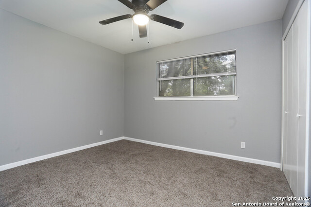 Image 16 of 24 For 10406 Greenbay