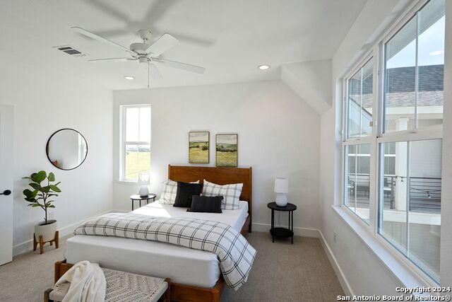 Listing photo id 19 for 409 Constance Dr
