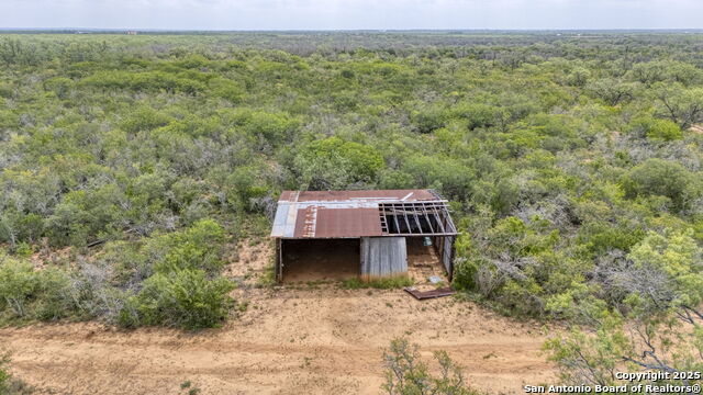 Image 23 of 42 For 000 Cr 332 A