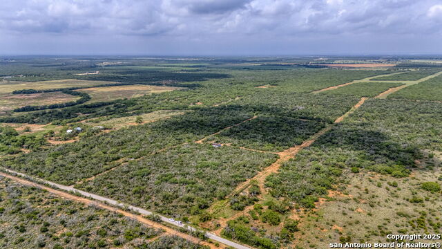 Image 3 of 42 For 000 Cr 332 A