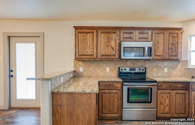 Image 10 of 47 For 3250 Sandy Elm