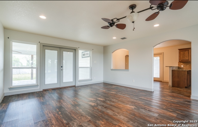 Image 28 of 47 For 3250 Sandy Elm