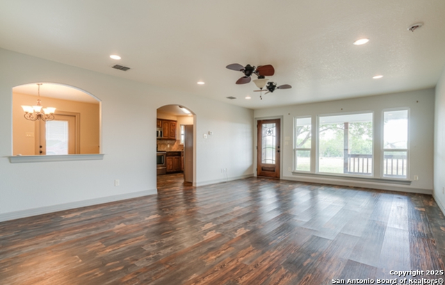 Image 32 of 47 For 3250 Sandy Elm