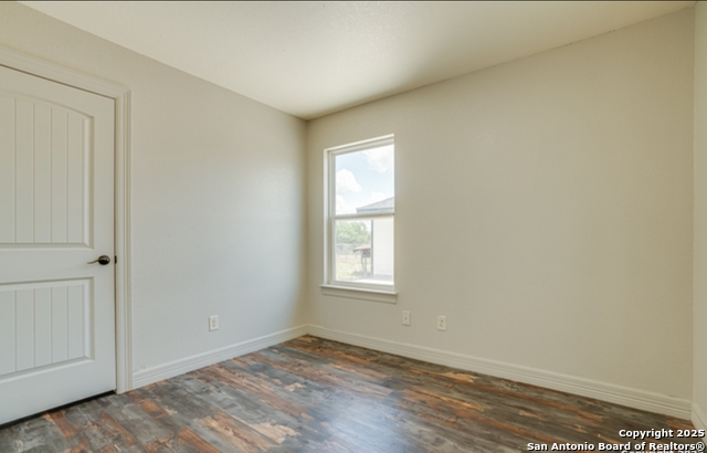 Image 37 of 47 For 3250 Sandy Elm