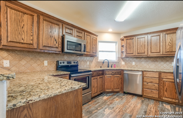 Image 5 of 47 For 3250 Sandy Elm