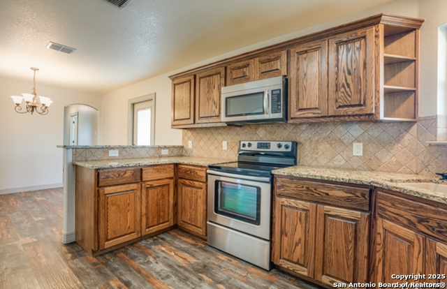 Image 6 of 47 For 3250 Sandy Elm