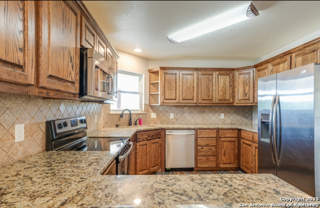 Image 7 of 47 For 3250 Sandy Elm