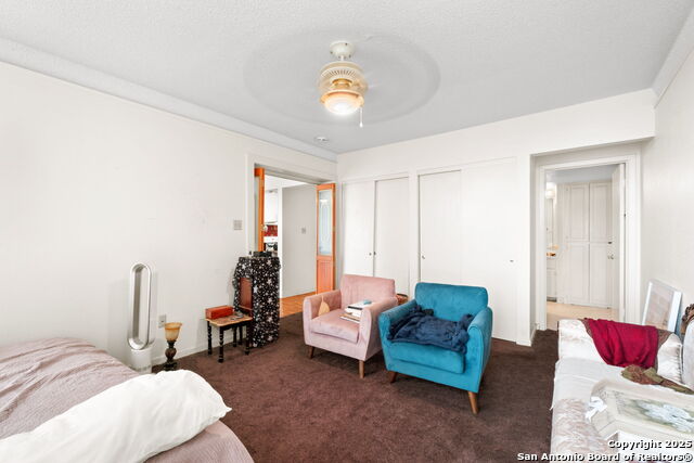 Image 16 of 25 For 7701 Wurzbach  907