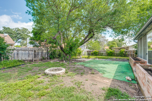 Image 22 of 24 For 12015 El Sendero