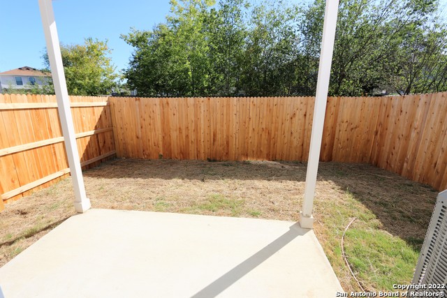 Image 15 of 18 For 10310 Lynwood Village  101