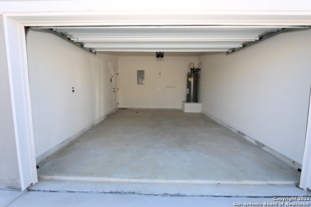 Image 16 of 18 For 10310 Lynwood Village  101