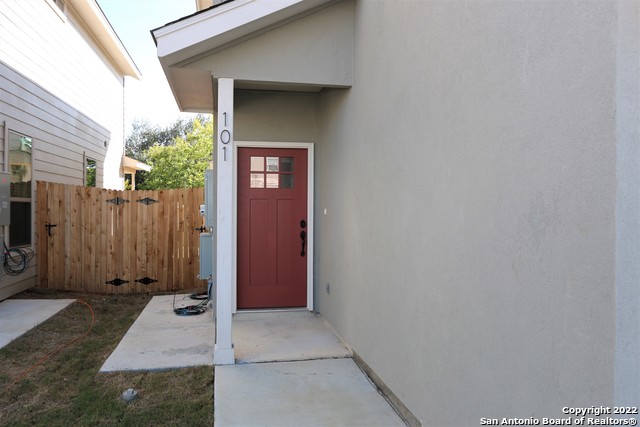 Image 18 of 18 For 10310 Lynwood Village  101