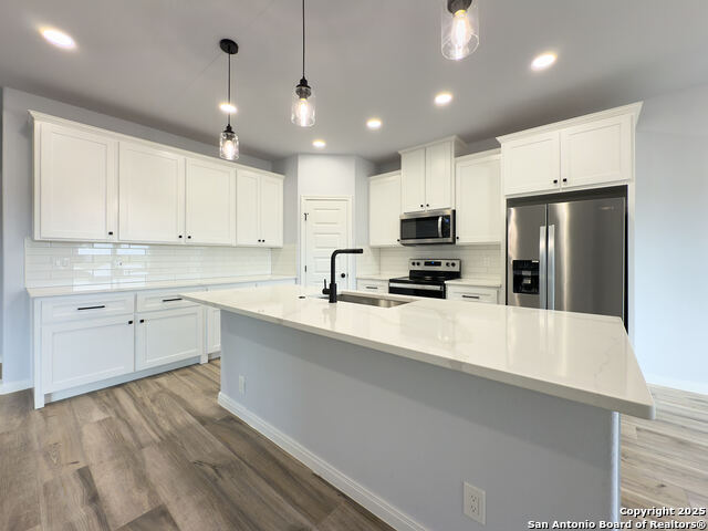 Image 9 of 37 For 105 Merion Ln