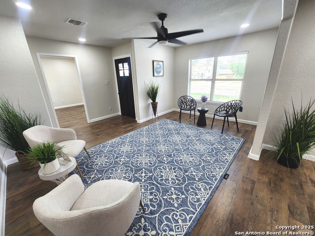 Listing photo id 2 for 102 Wonder