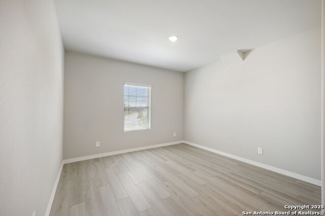 Image 12 of 34 For 10412 Bluefish Way