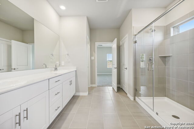 Image 22 of 34 For 10412 Bluefish Way