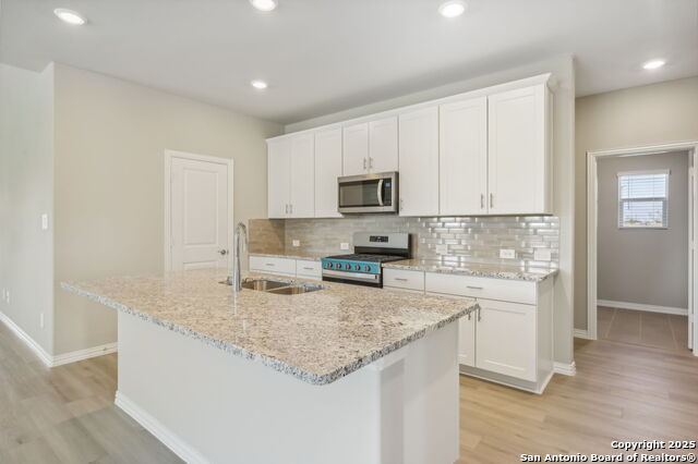 Image 5 of 34 For 10412 Bluefish Way