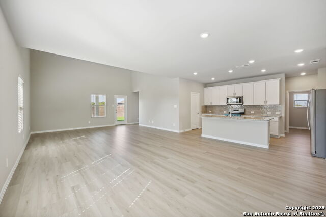 Image 6 of 34 For 10412 Bluefish Way